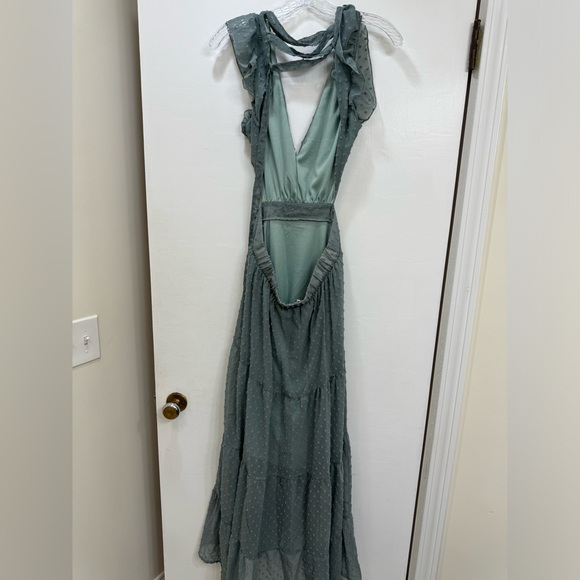 Altar’d State Jenessa Sage open back maxi dress - Picture 4 of 5